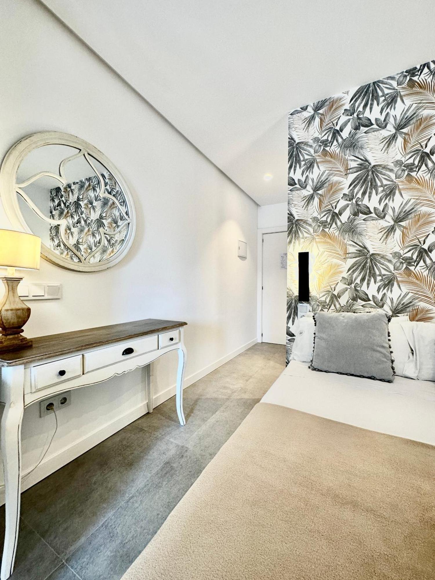Loft 18 Beachfront Marbella Center エクステリア 写真